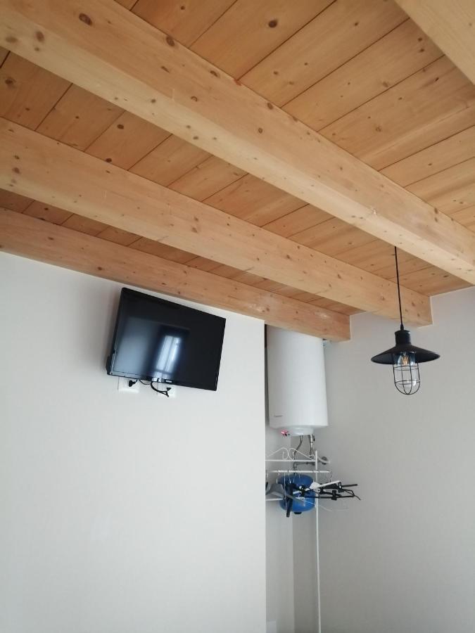 Little Family Apartment Salo Bagian luar foto